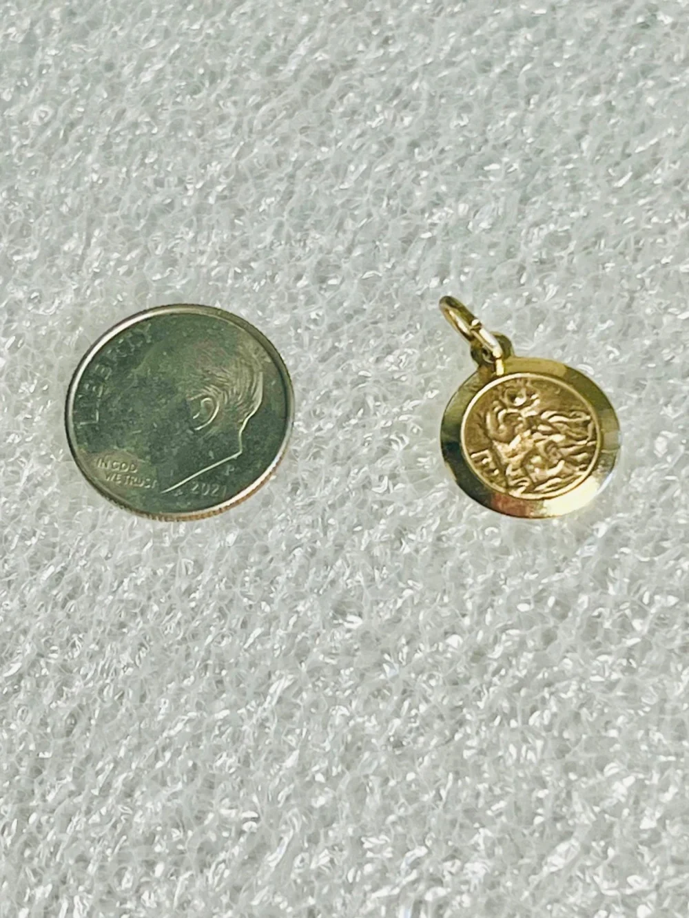 10k Solid Gold Saint Christopher 1/2 Inch Round Pendant Medal